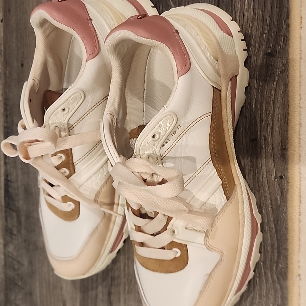 Coach Size 7 Chunky Sneakers - Picture 6 of 12